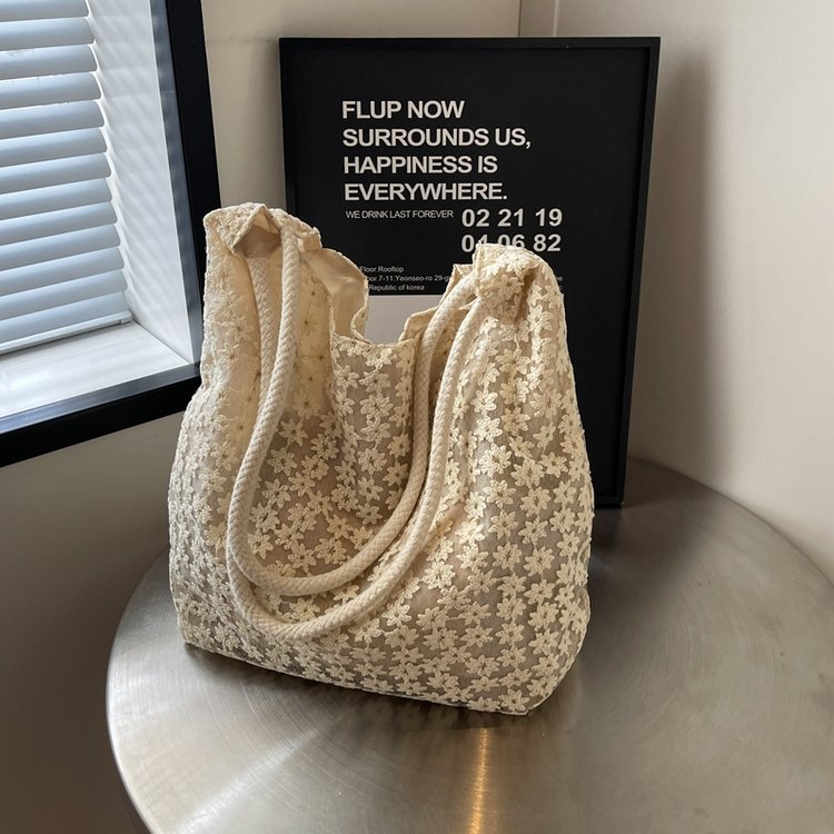 Casual Large Capacity Commuting Tote Bag for Women 2024 New Small Fresh Mesh Flower Lace Shoulder Bag Underarm Bag