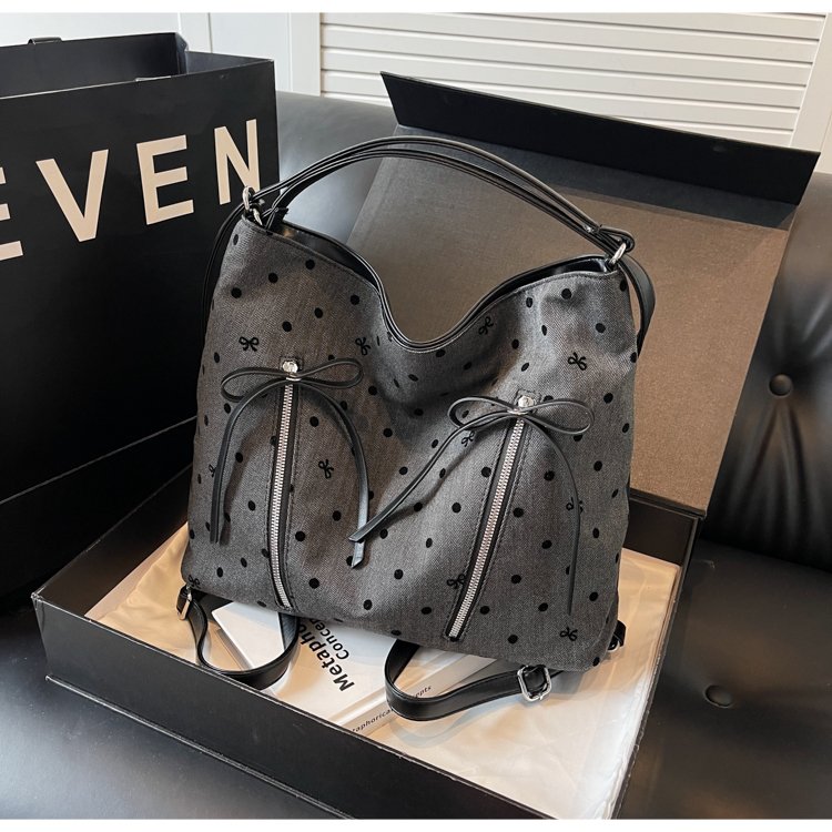Casual shoulder bag with texture and personality, double-back class large-capacity bag for women 2024 new simple commuter tote bag