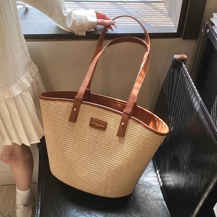 Large-capacity woven straw bag for women 2024 new summer versatile shoulder tote bag seaside vacation beach bag