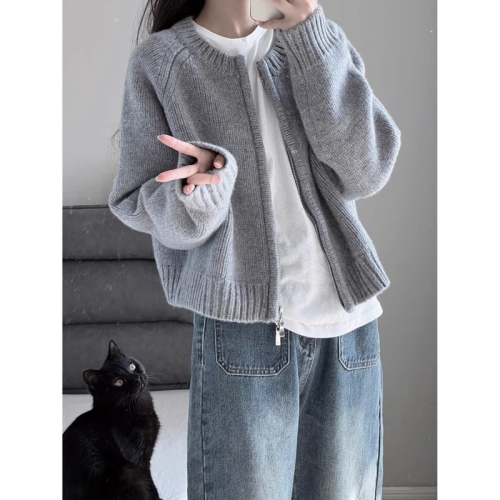 Gray short sweater jacket women's early autumn new loose thick zipper cardigan long-sleeved knitted top