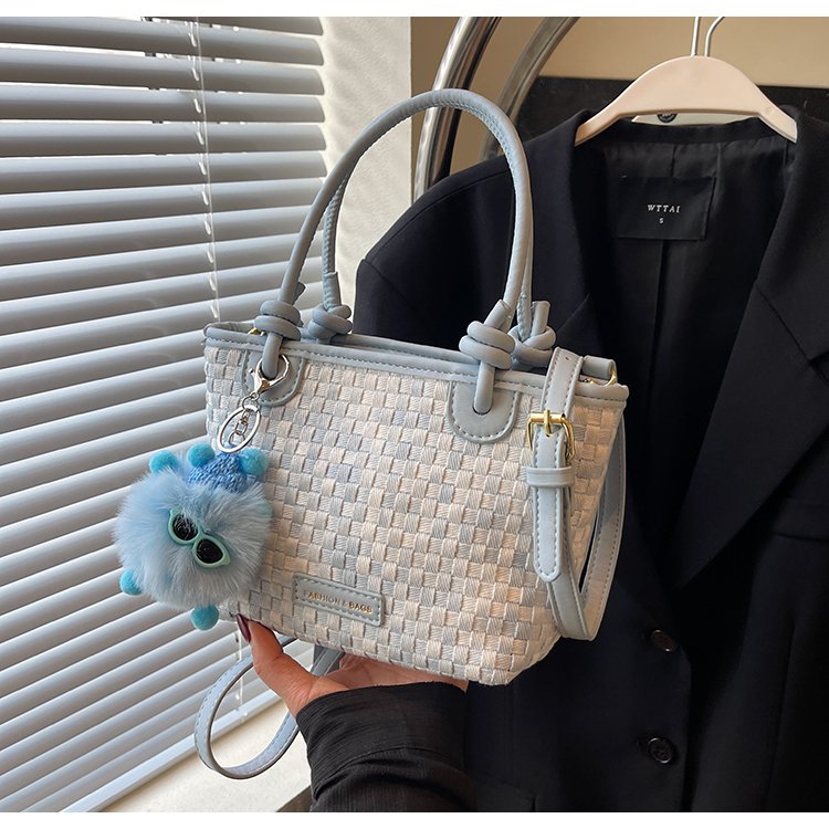 Hand-held trendy casual bucket bag for women 2024 summer new fashion shoulder bag niche design crossbody bag