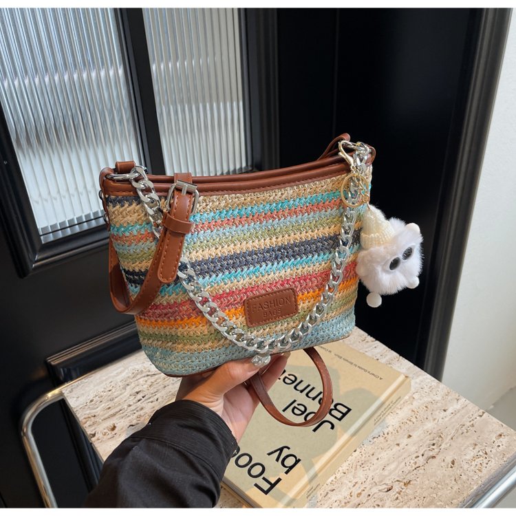 Versatile straw small bag women's 2024 new fashion chain bucket bag summer popular woven bag crossbody bag