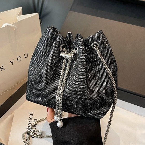 Bags Korean high-end versatile bucket bag autumn and winter versatile 2024 new niche design chain crossbody bag for women