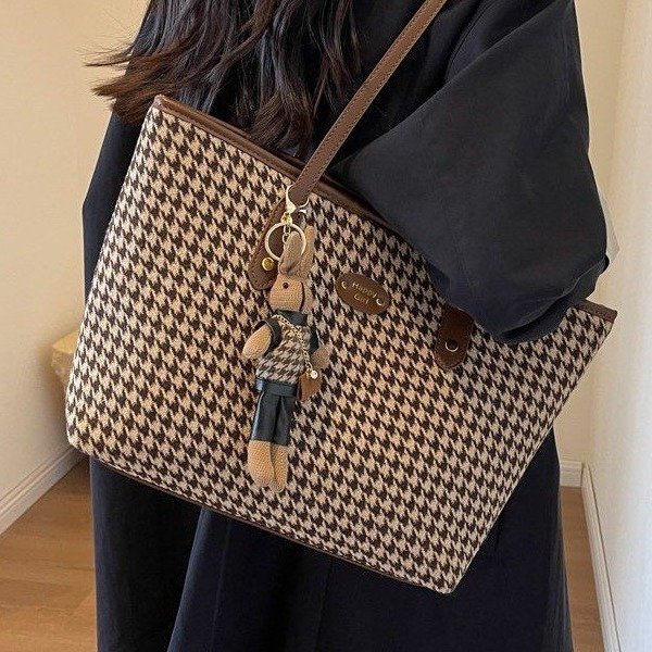 Large-capacity houndstooth tote bag for women 2024 new autumn and winter retro high-quality simple commuter handbag