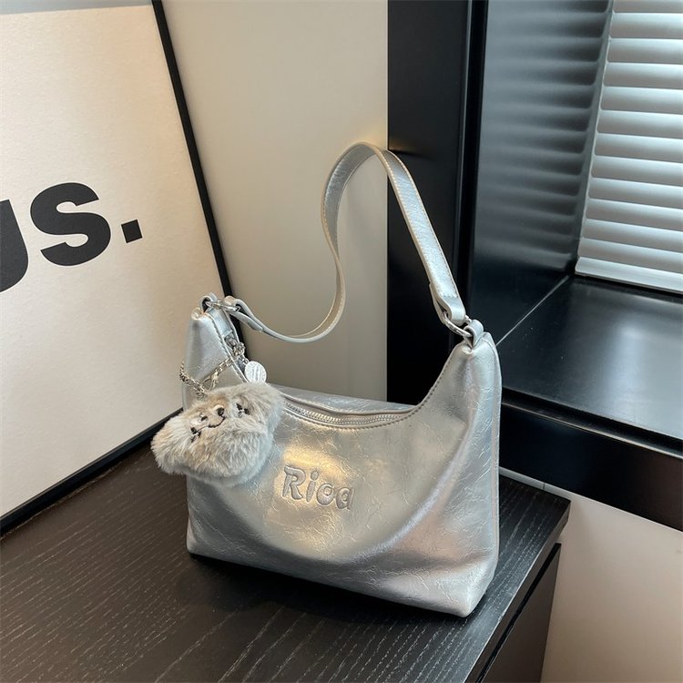 This year's popular niche design bags 2024 new women's bags versatile crossbody bags fashionable shoulder underarm bags