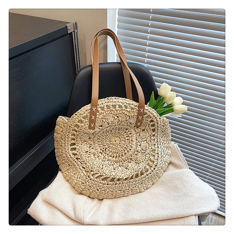 Summer seaside vacation bag for women 2024 new woven straw bag large capacity armpit short trip beach bag