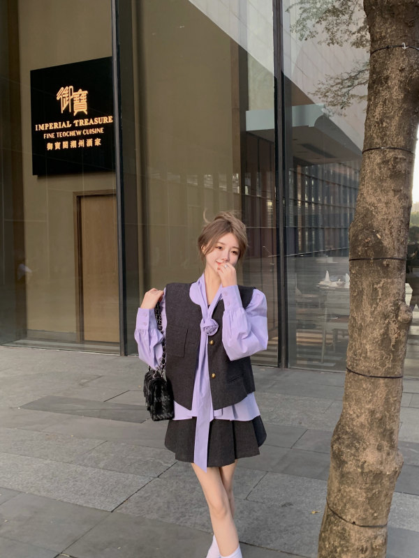 Violet lace-up shirt vest pleated skirt suit