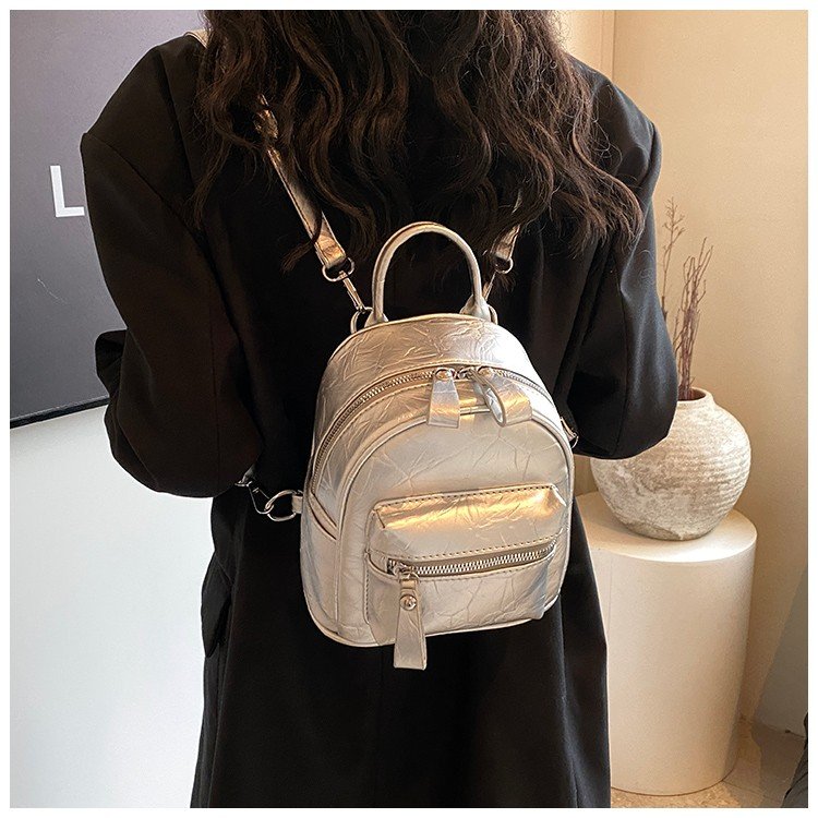 Backpack Women 2024 New Korean Fashion Mini Small School Bag Versatile Casual Texture Student Travel Backpack