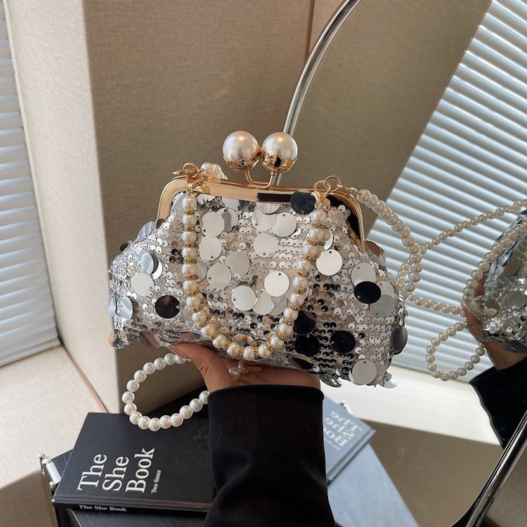 This year's popular bags for women 2024 new European and American fashion sequined shell bag small fragrant style pearl chain evening bag
