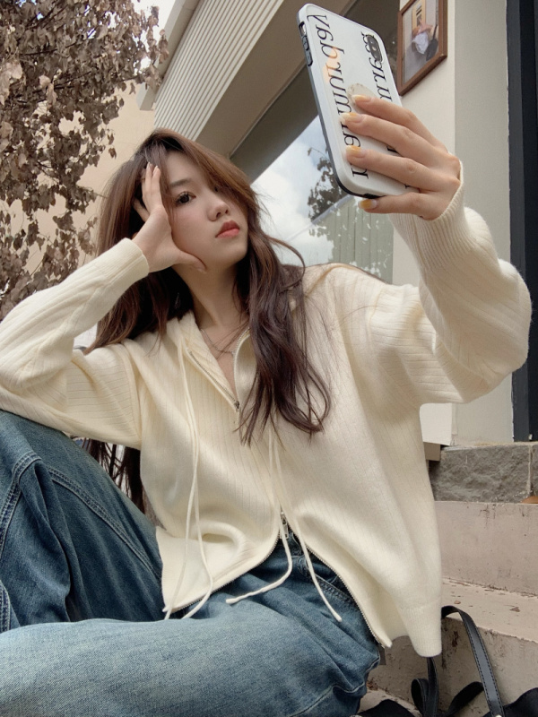 Universe Sweetheart Versatile Simple Fashionable Knitted Cardigan Women's Soft Waxy Hooded Lazy Style Top