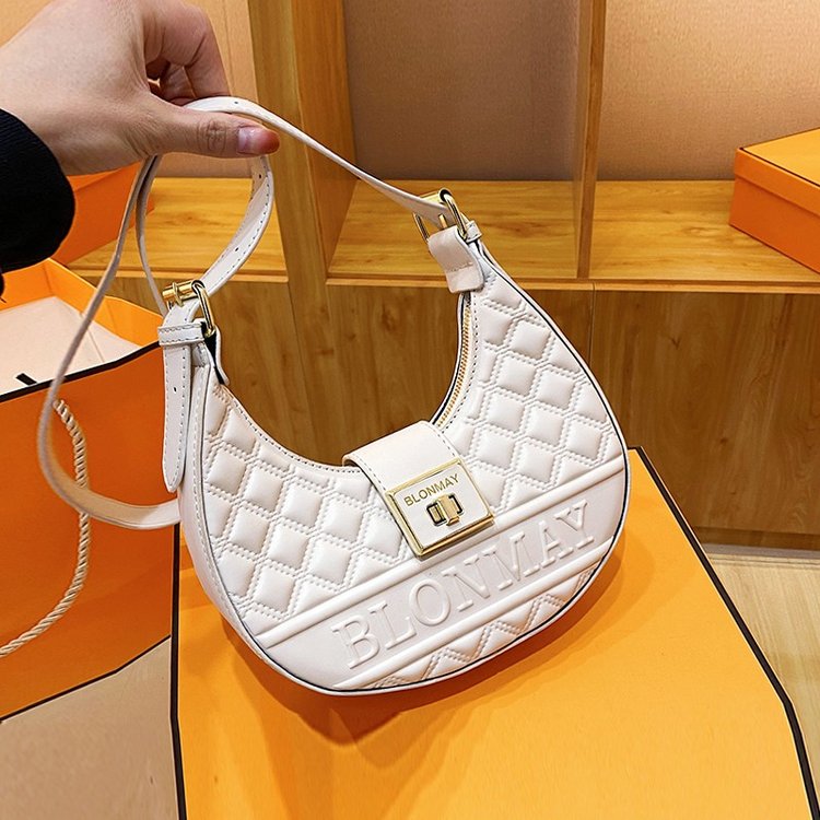 Western-style commuter armpit bag, new diamond fashion women's bag, simple solid color casual temperament single shoulder crossbody bag