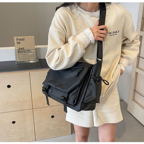 2024 New Functional Bags for Men Large Capacity High-end Single Shoulder Crossbody Bag Simple Water-Repellent Postman Bag for Women