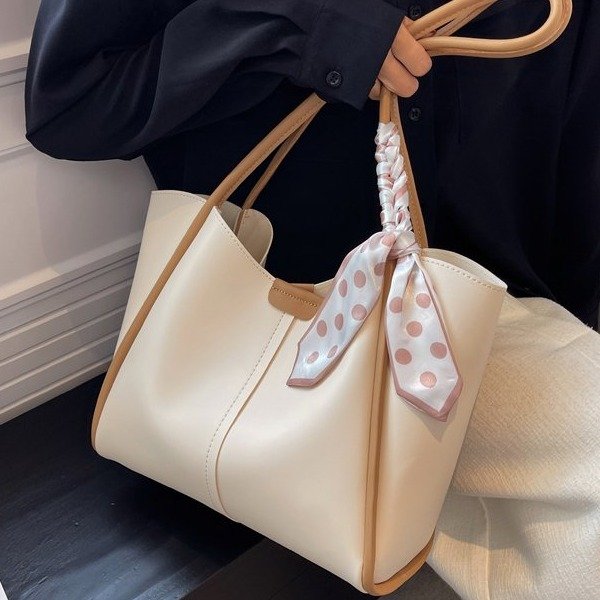 Viney Tote Bag 2024 New Women's Bag Autumn and Winter Genuine Leather Large Capacity High-Quality Commuting Shoulder Bag Large Bag