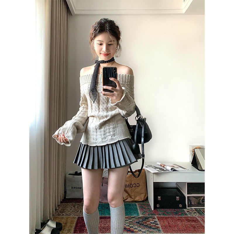 Suit women's 2024 autumn new one-shoulder slim-fitting long-sleeved sweater sweater high-waisted slim skirt