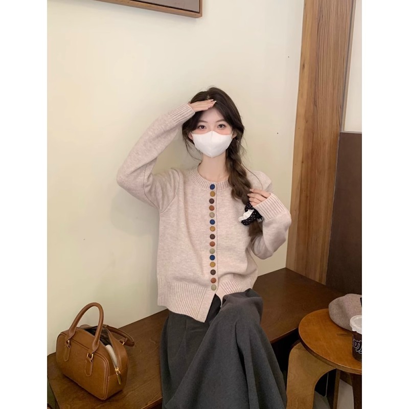 Korean style colorful button long-sleeved knitted sweater 2024 autumn new design niche loose and chic top for women