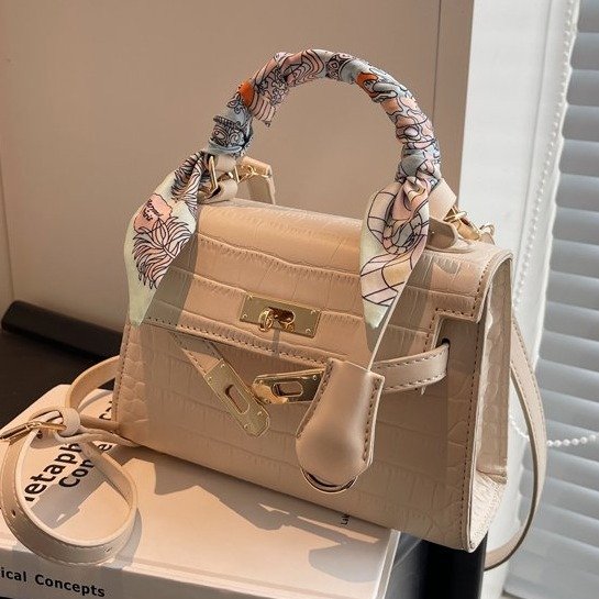 Foreign trade super popular portable Kelly bag for women 2024 summer new style silk scarf small square bag fashionable versatile crossbody bag for women