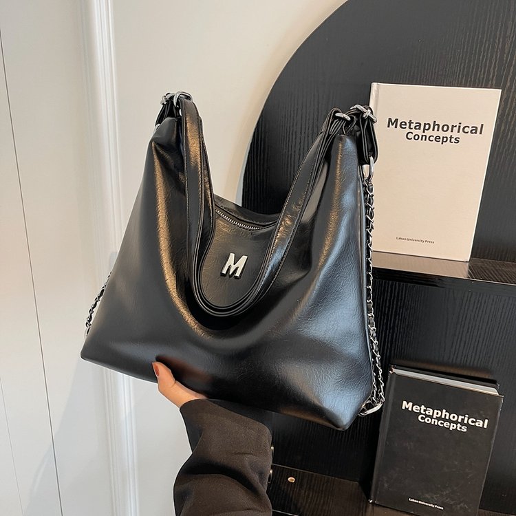 This year's popular popular versatile small bag women's new fashion solid color simple large-capacity cross-body backpack