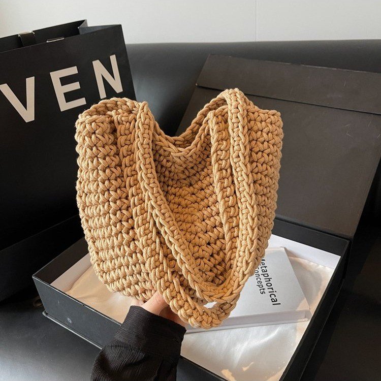 Hand-woven rope bag for women 2024 new large-capacity shoulder bag summer popular hot style tote bag