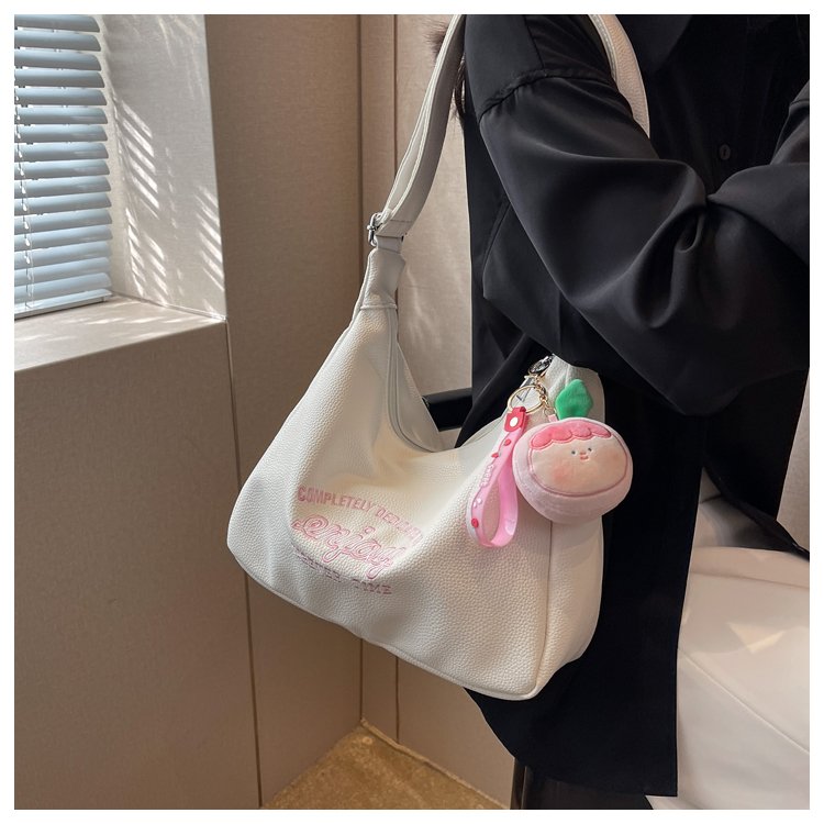 Large-capacity commuter bag for women 2024 new fashion spring and summer casual solid color crossbody bag student class bag shoulder bag
