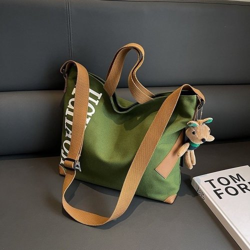 Japanese canvas bag large capacity women's bag casual and versatile single shoulder crossbody bag college student class commuting tote bag women