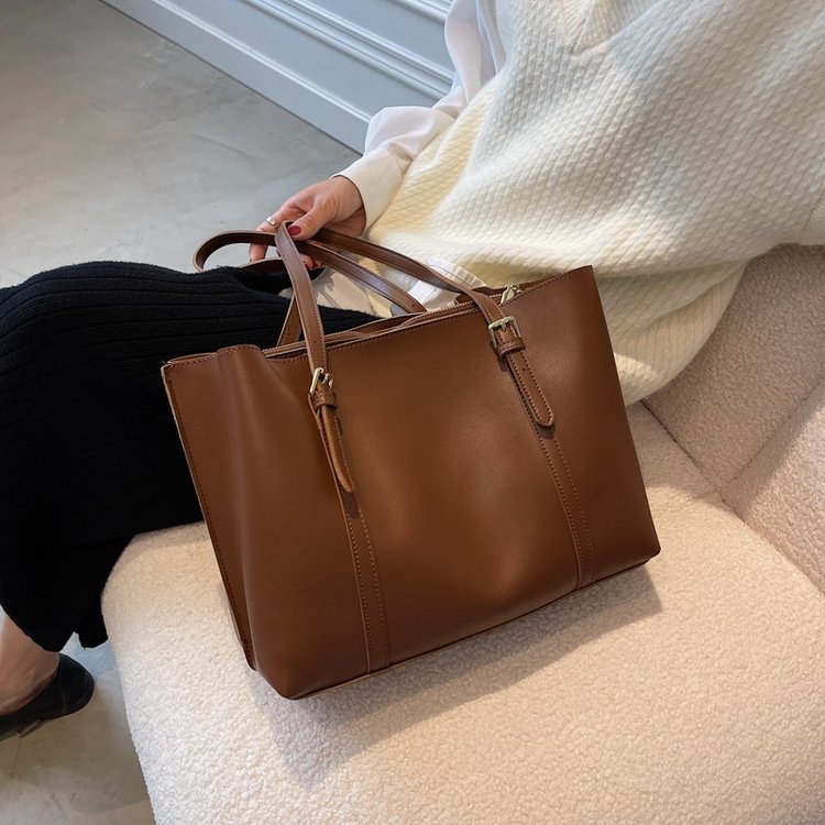 Korean style bag for women, new trendy Internet celebrity casual tote bag, versatile ins shoulder portable armpit large bag