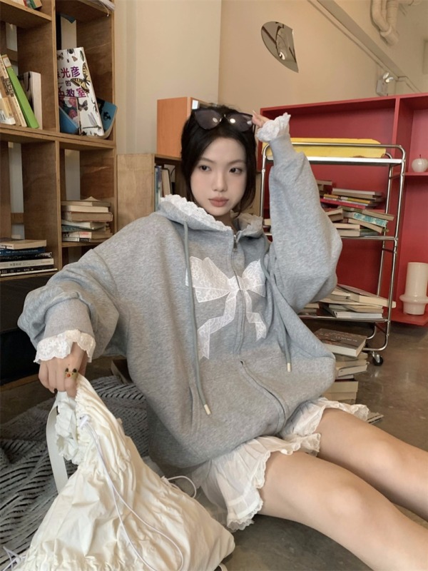 Butterfly machine spliced ​​sweatshirt hooded sweatshirt jacket early autumn new style