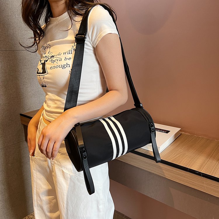 Oxford cloth bag women's large capacity 2024 new casual and versatile wideband single shoulder crossbody bag high-end cylinder bag