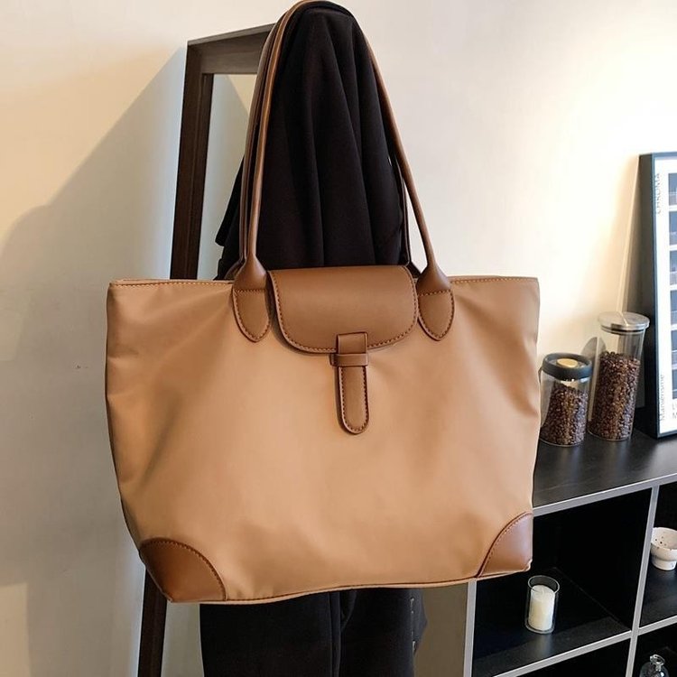 Cross-border large-capacity bag for women 2024 new shoulder commuter large bag student class bag nylon cloth versatile tote bag