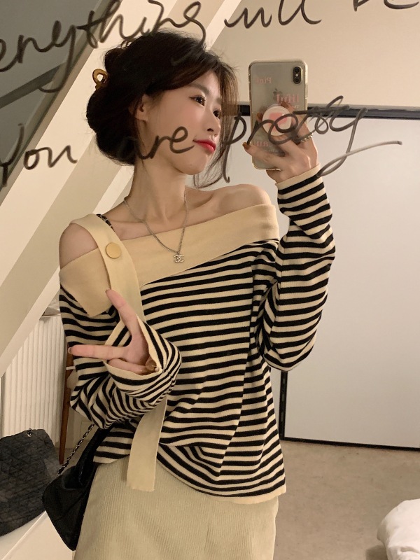 Sexy off-shoulder slope neck long-sleeved T-shirt for women contrasting stripes loose long-sleeved sweater tops for women