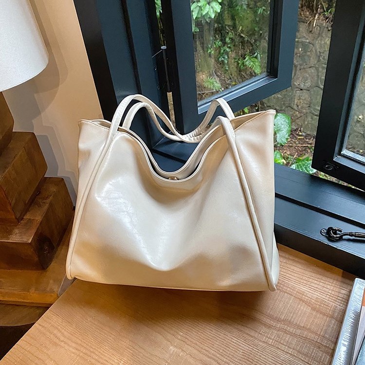 Sweet big bag for women 2024 new trendy spring and summer tote bag student class large capacity shoulder commuter bag