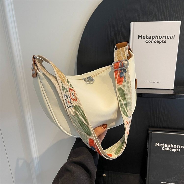 Niche design bag for women 2024 new trendy large-capacity canvas bag single shoulder armpit bag casual crossbody dumpling bag