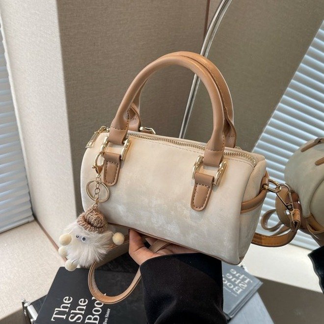 2024 Spring New Fashion Niche Design One-shoulder Crossbody Portable Work Commuting Retro Women's Bag Cylindrical Small Bag