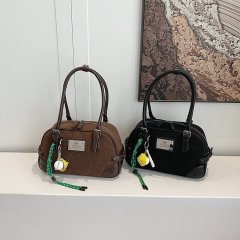 Korean niche women's bag 2024 early autumn retro suede contrast color commuter shoulder handbag ins new shoulder bag