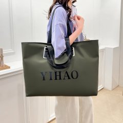 Autumn new lightweight large-capacity sports fitness bag women's simple and fashionable short-distance travel bag short-distance luggage backpack