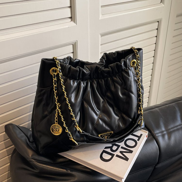 Small fragrant style rhombus bag for women in autumn and winter large-capacity shoulder crossbody bag chain hobo bag high-quality texture tote bag