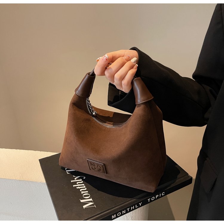 Korean Autumn and Winter Fashion Frosted Large Capacity Handbag Women's New 2024 Retro Tote Bag Casual Shoulder Bag