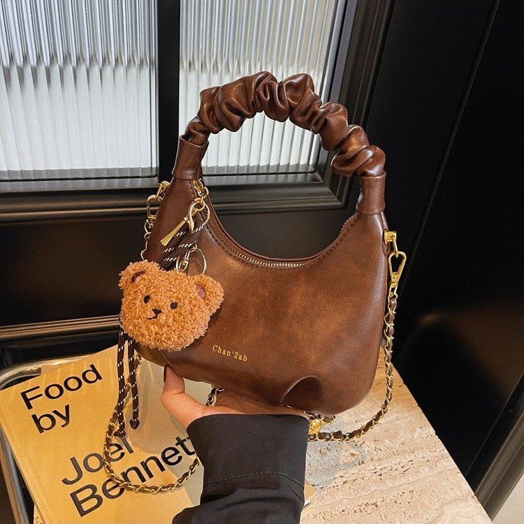 Autumn and winter fashion textured armpit bag for women 2024 new trendy Korean style handbag retro versatile single shoulder crossbody bag