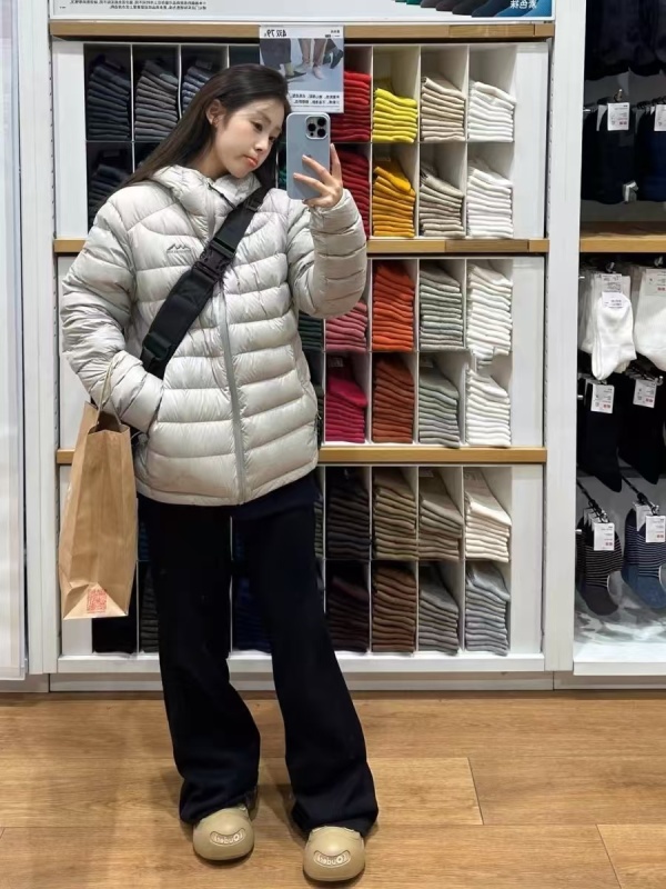 Down jacket for women 2024 new winter lightweight cotton jacket high-end hooded retro American thickened jacket
