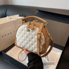 New solid color bag for women 2024 high-end texture niche design crossbody bag versatile portable rhombus shell bag