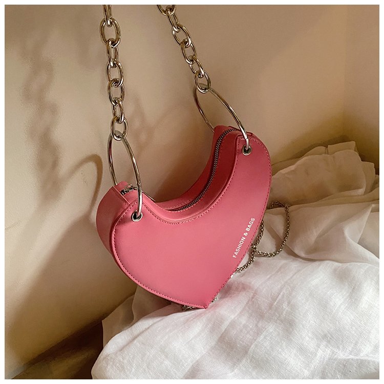 Niche design small bag for women summer 2024 new high-end texture chain crossbody bag personalized handheld peach heart bag