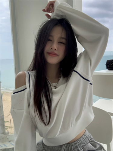 Designed white off-shoulder sweatshirt women's loose new niche long-sleeved short top