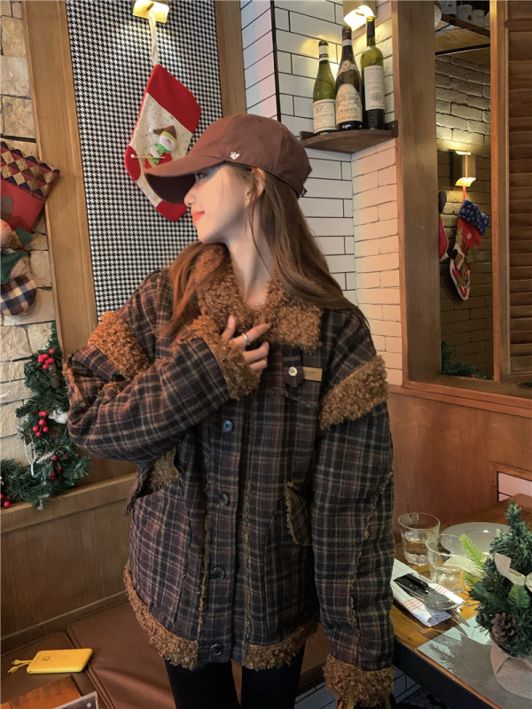 Retro plaid lamb wool coat for women winter new niche design Korean thickened cotton coat