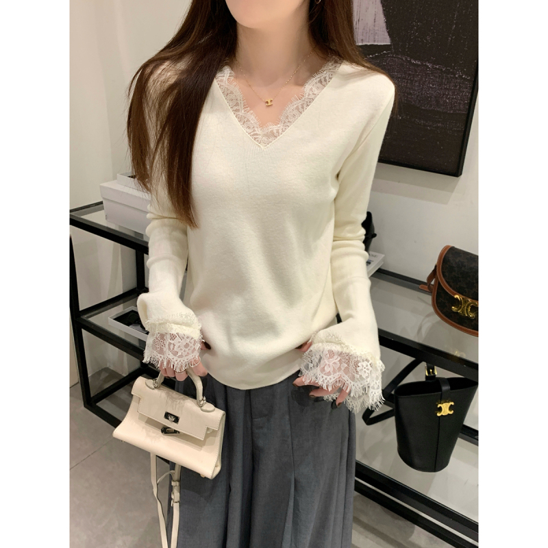 Autumn and winter Korean style v-neck temperament lace splicing pure desire Andy velvet sweater long-sleeved bottoming sweater