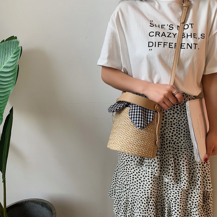 Foreign trade cross-border bow bucket women's 2024 spring new style fashionable and versatile one-shoulder cross-body foreign style woven handbag