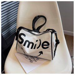 Japanese canvas bag for women 2024 new trendy fashion niche design shoulder bag large capacity commuter crossbody pillow bag
