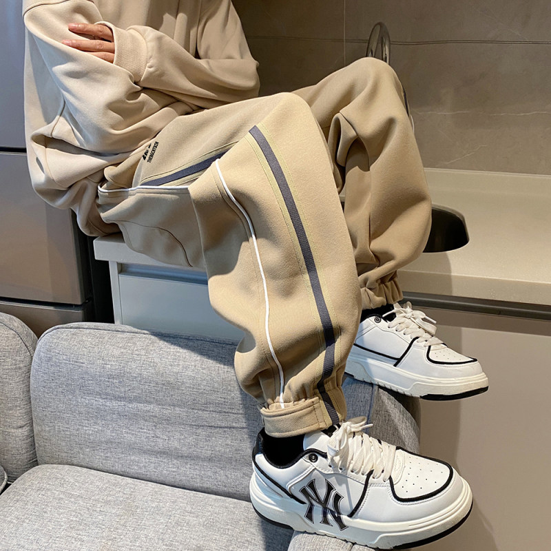 Autumn and winter loose-fitting casual thickened trousers
