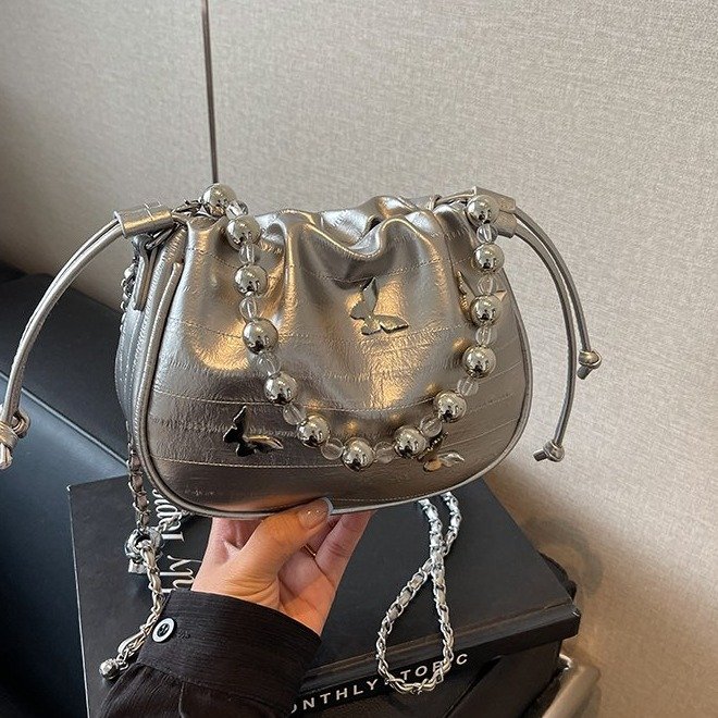 High-end small bag women's 2024 new fashion versatile chain crossbody bag super hot silver shoulder bucket bag