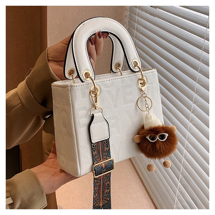 Bags for women, shoulder bags, European and American cross-border textured plush dolls, elegant cross-body small square bags, small fragrant style bags for women