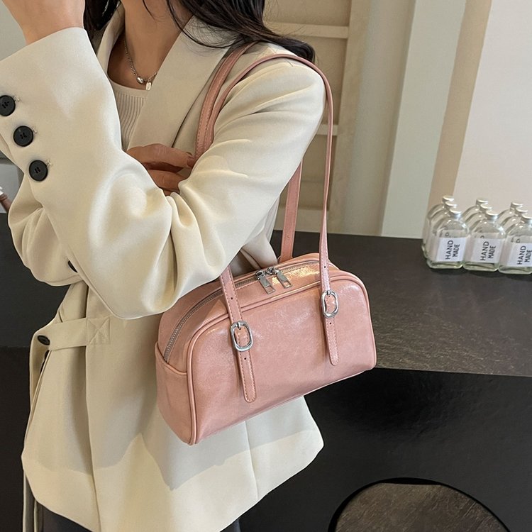 Korean early spring new green waxed leather shoulder underarm bag ins women's bag casual large-capacity commuter pillow bag