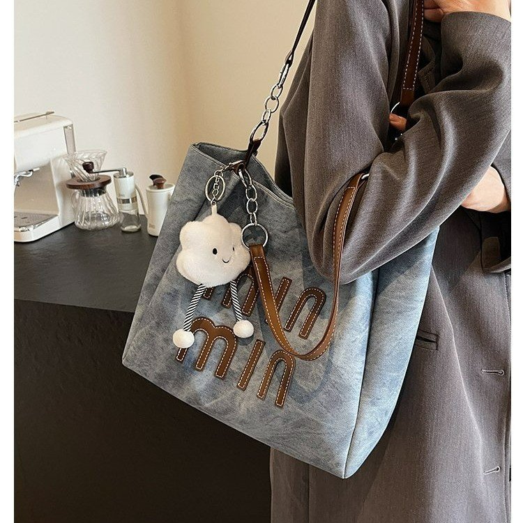 College student class shoulder canvas bag large bag women's large capacity new high-quality texture commuter tote bag